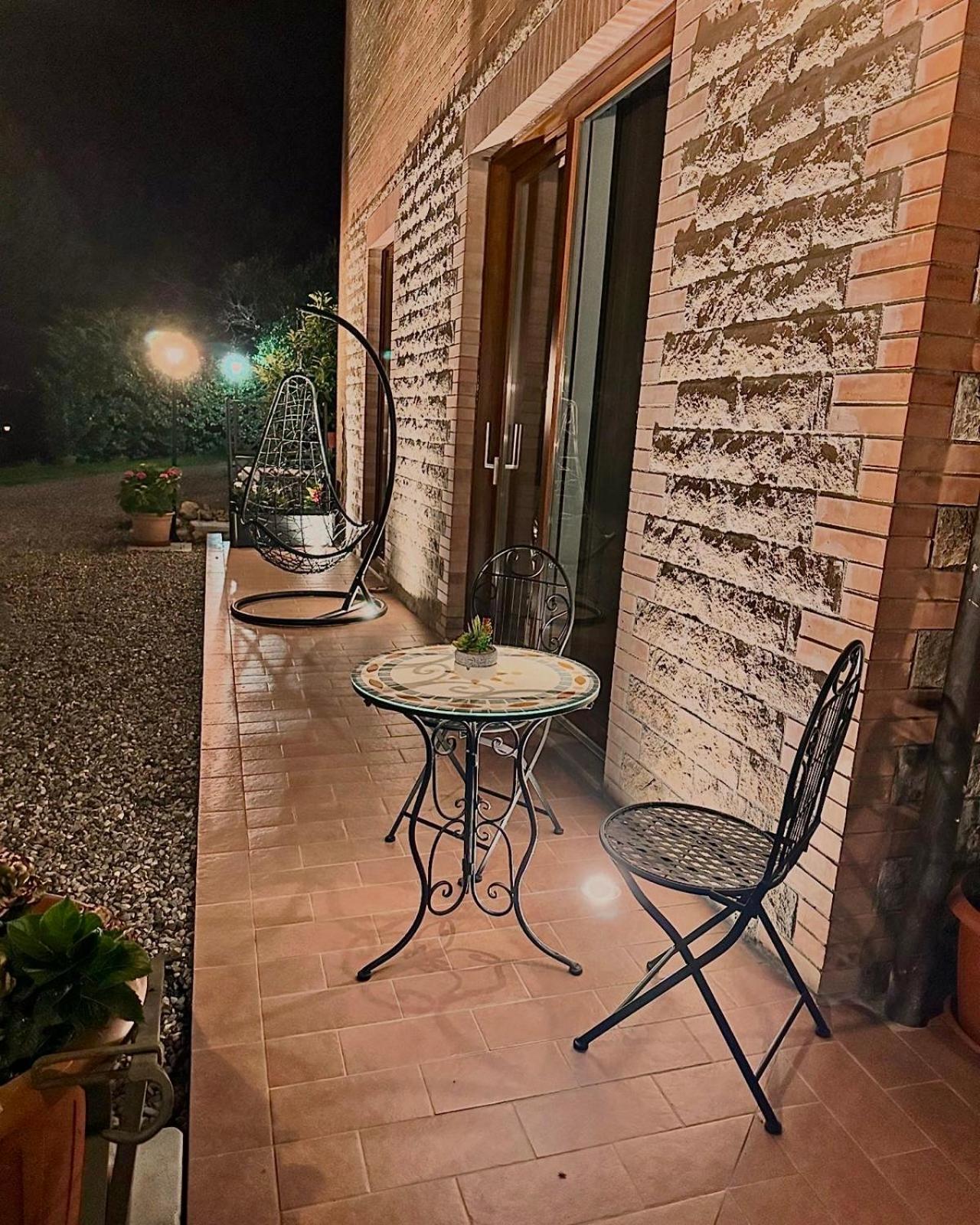 Agriturismo La Terrazza Sul Mangia Siena Zewnętrze zdjęcie