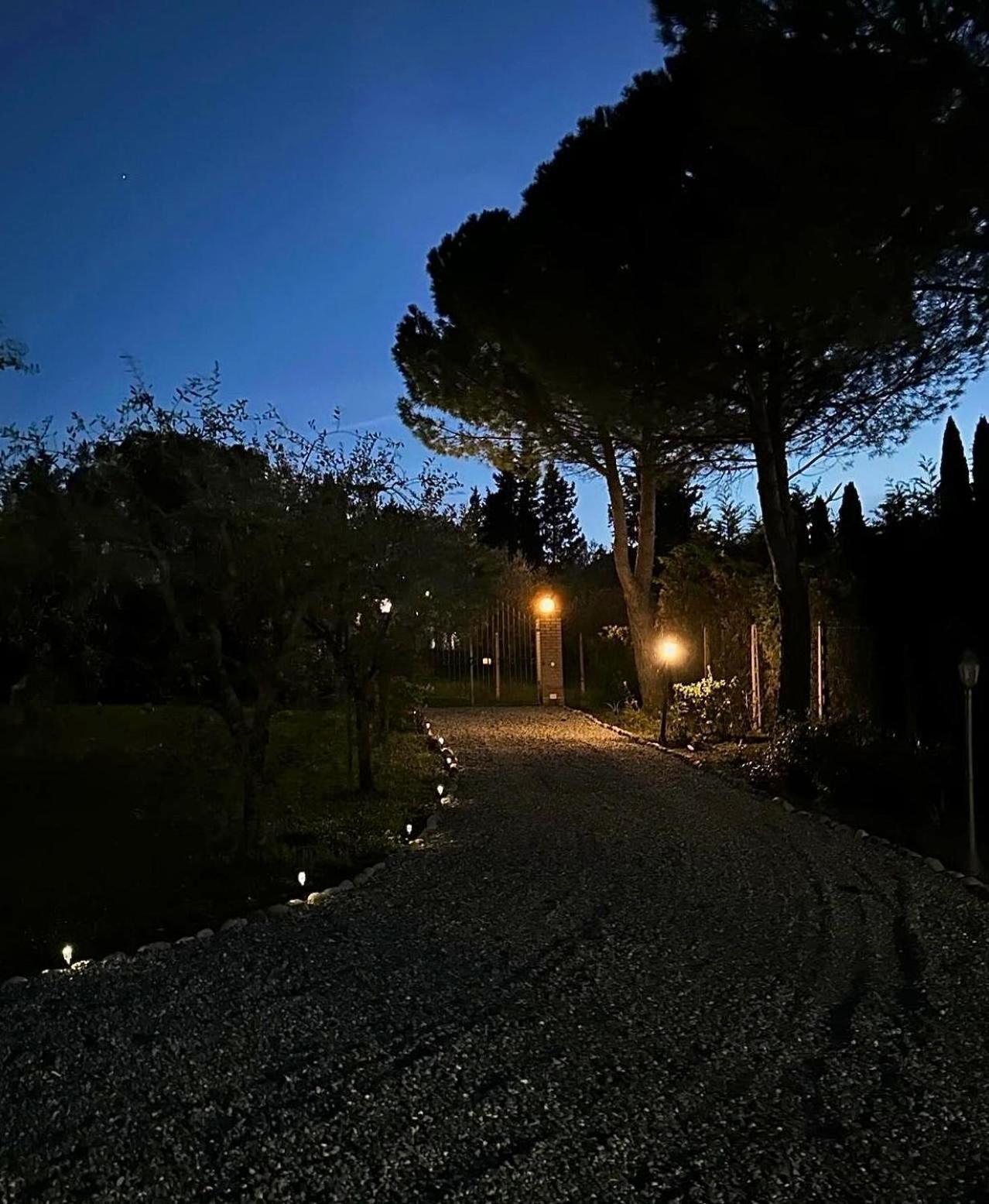Agriturismo La Terrazza Sul Mangia Siena Zewnętrze zdjęcie